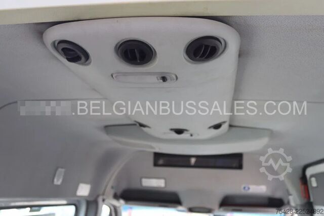 Kleinbus Mercedes-Benz Sprinter Transfer 45/ Basic 45 / 7.4m / Automat...