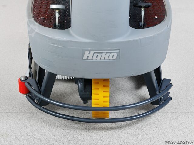 HAKO HAKOMATIC B115 R NEW BATTERIES Hako Hakomatic B115 R TB650 - 2012y - 693h