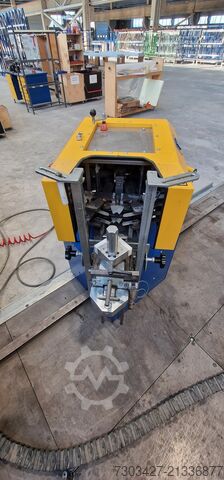 Four-head press Schüco EVM S4