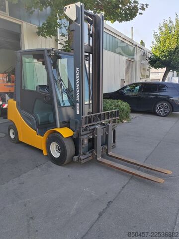Diesel Forklifts Jungheinrich DFG430s /5828mh/ 4.3m/ 2014y