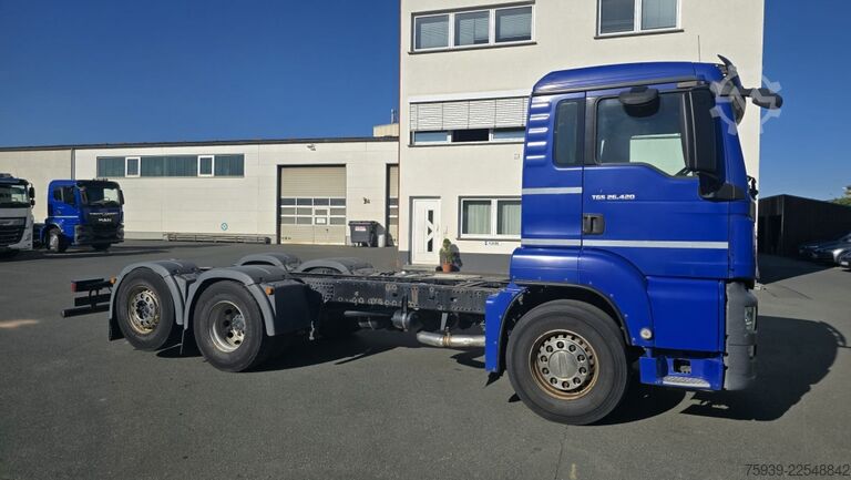 LKW-Fahrgestell MAN TGS 26.420 6x2