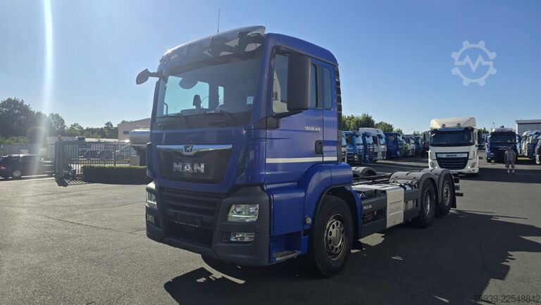LKW-Fahrgestell MAN TGS 26.420 6x2
