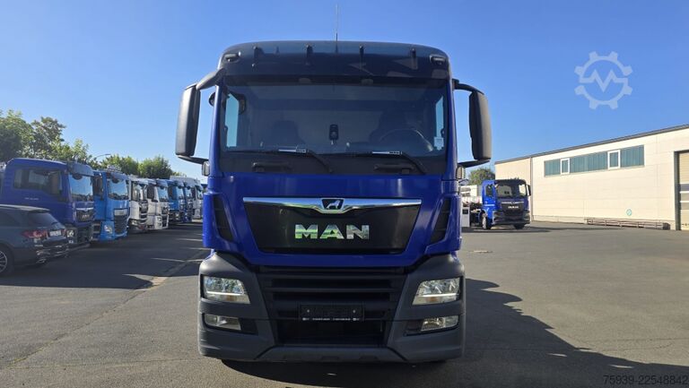 LKW-Fahrgestell MAN TGS 26.420 6x2