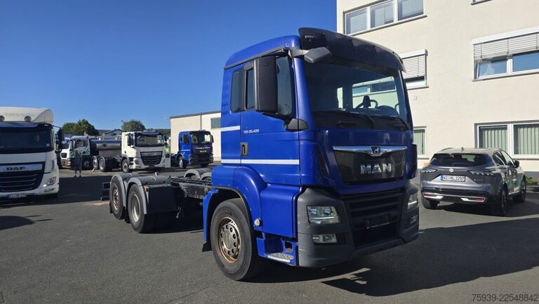 LKW-Fahrgestell MAN TGS 26.420 6x2