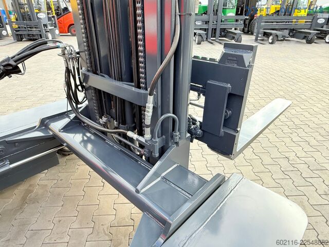 4-Wege-Gabelstapler Combilift C4000 / TRIPLEX / 9300MM / GAS / TOP1