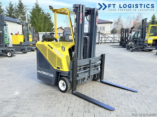 Vierwegestapler Combilift CB3000 GAS TRIPLEX 4900 FREE-LIFT