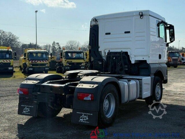 Standard tractor unit MAN TGX 18.470 4x4 H-Drive Kipphydraulik Kühlschrank