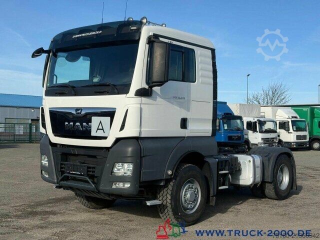 Standard tractor unit MAN TGX 18.470 4x4 H-Drive Kipphydraulik Kühlschrank