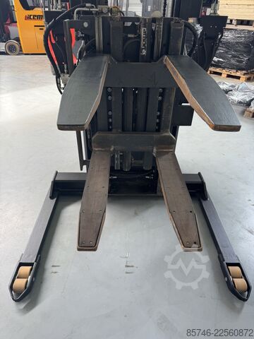 SWE 140 S - mit PALETTENWECHSLER!! TOYOTA SWE 140 S - with PALLETCHANGER !!