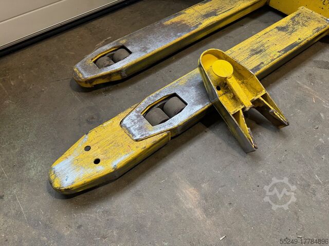 Hochhubwagen Stöcklin EFI 1600