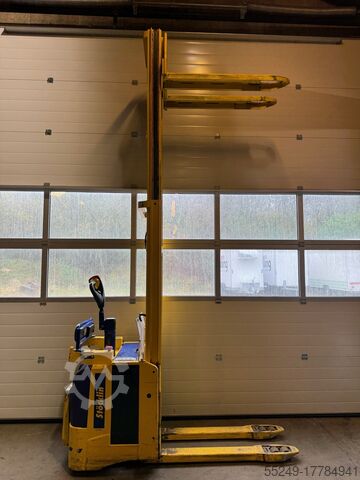 Hochhubwagen Stöcklin EHI 1600-P