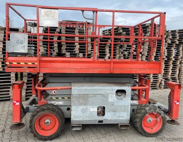 Arbeitsbühne Skyjack SJ6832RT 4x4 Diesel, neuer Motor!!!