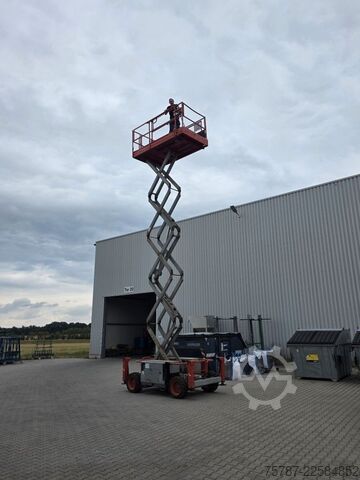 Arbeitsbühne Skyjack SJ6832RT 4x4 Diesel, neuer Motor!!!