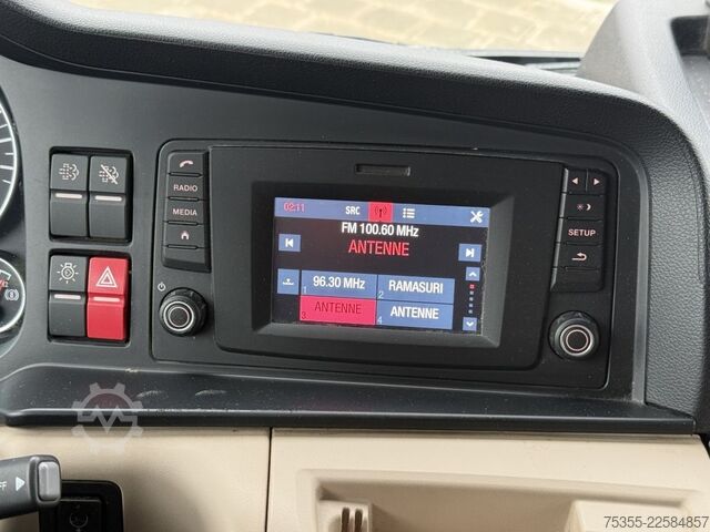 Transporter mit Koffer MAN TGL 8.190 Klima Tempomat Motorbremse 6,05m LBW