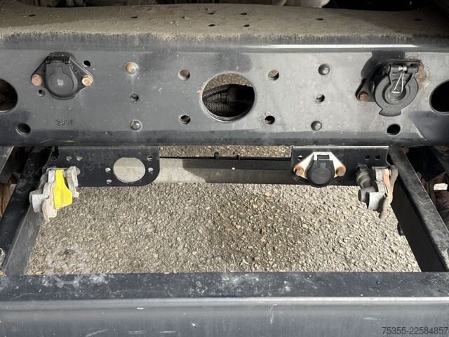 Transporter mit Koffer MAN TGL 8.190 Klima Tempomat Motorbremse 6,05m LBW