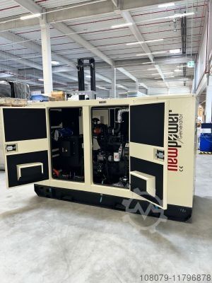 Emergency generator NWC55 with soundproo Newpower Generator NWC55 Notstromaggregat mit Schallschutz