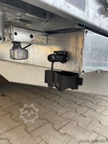 Dreiseitenkipper Anhänger Saris K3 356 184 3500 2 E-Bedienung + Schienen