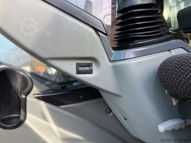 Chain excavator LIEBHERR Liebherr R922 LC OQ70/55 SW ZSA Klima