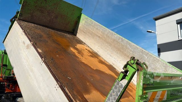 Three-sided tipper truck SCANIA G450 Kipper Kran Atlas 206.3E AHK Bordmatic FUNK