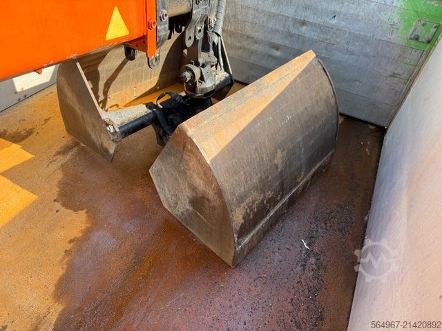 Three-sided tipper truck SCANIA G450 Kipper Kran Atlas 206.3E AHK Bordmatic FUNK