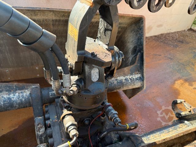 Three-sided tipper truck SCANIA G450 Kipper Kran Atlas 206.3E AHK Bordmatic FUNK