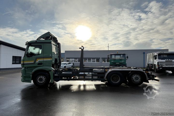 Roll-off tipper truck Mercedes-Benz Antos 2648 Meiller