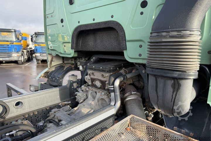 Roll-off tipper truck Mercedes-Benz Antos 2648 Meiller