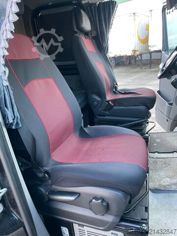 Standard tractor unit Mercedes-Benz Sprinter 519 CDI 190 PS Schlafkabine LBW