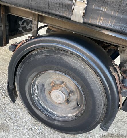 Standard tractor unit Mercedes-Benz Sprinter 519 CDI 190 PS Schlafkabine LBW