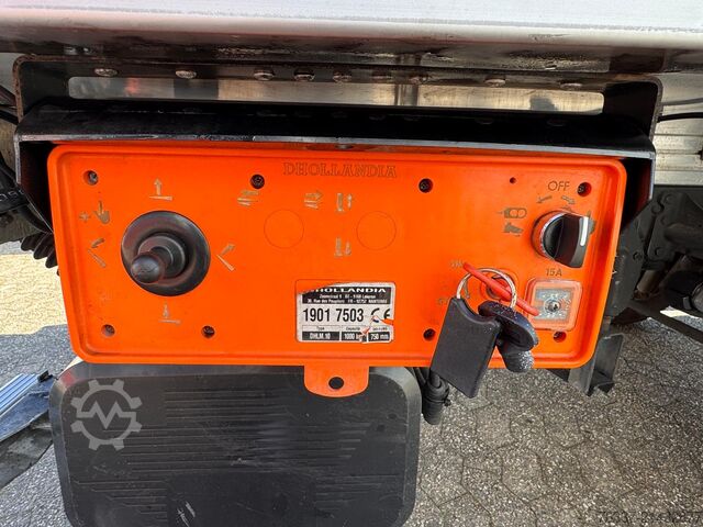 Refrigerator body van Iveco Daily 70C18 Tiefkühlkoffer Carrier Pulso