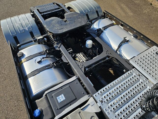 Standard-SZM Volvo FH 16.750 4x2 / RETARDER / I PARK-COOL / FULL AIR