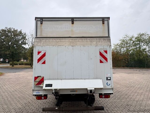 LKW mit Kofferaufbau FUSO Canter 7C15 Koffer mit Ladebordwand