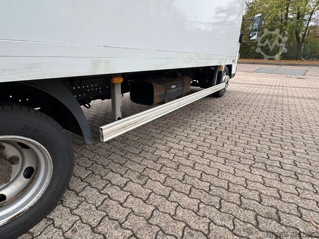 LKW mit Kofferaufbau FUSO Canter 7C15 Koffer mit Ladebordwand