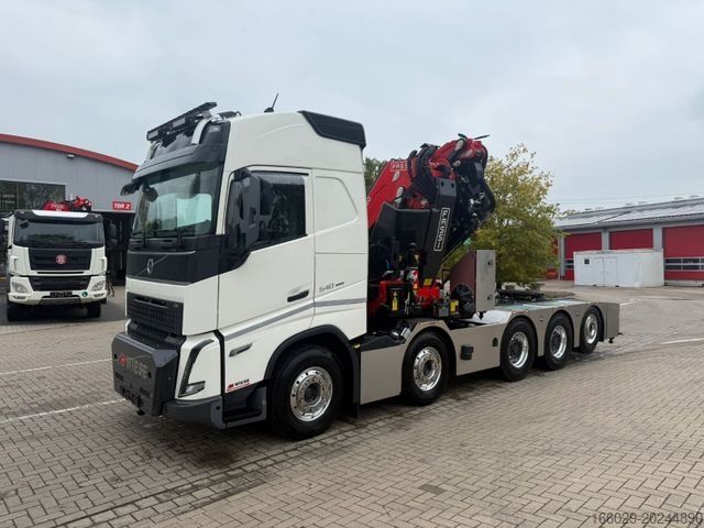 Heavy-duty truck VOLVO FH 540 10x4 mit Fassi F1150 Kran