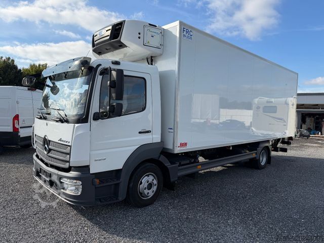 Refrigerator body van MERCEDES-BENZ 823 Atego / Kühlkoffer / LBW / 6,70 m / Carrier