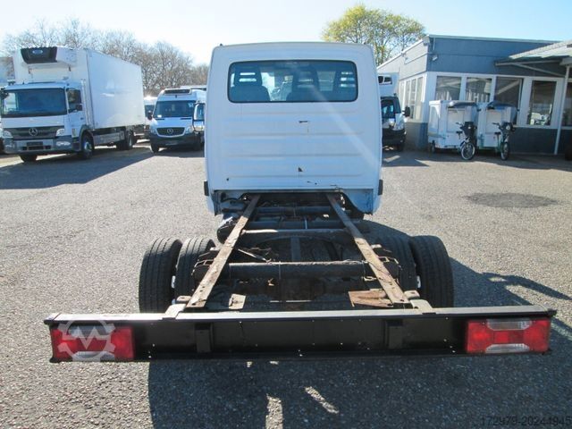 Van chassis IVECO 35 C15 3.0 *Fahrgestell*