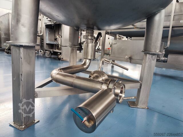 DOUBLE-JACKETED KETTLE / PAN WITH AGITATOR  