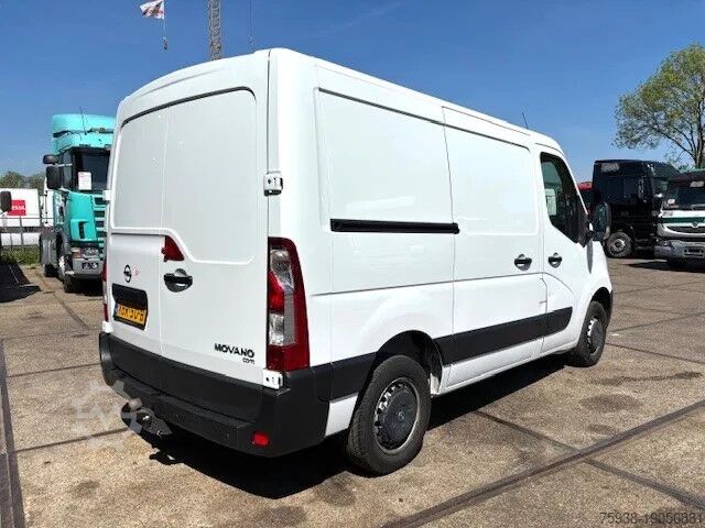 Box van Opel Movano T3300 2.4CDTI L1H1 (EURO 6 / 6 GEARS MAN...