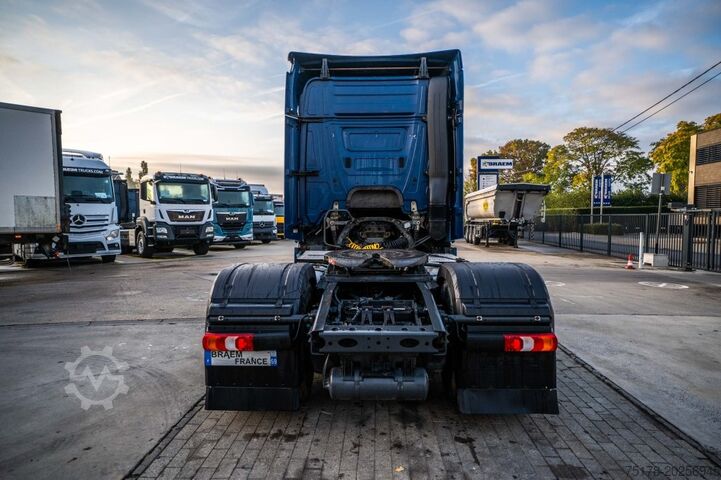 Standard tractor MERCEDES ACTROS 1846 LS + HYDR.
