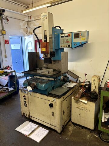 Startlocherodiermaschine Matra BT-2