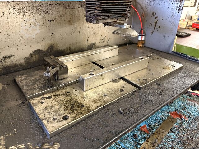 Startlocherodiermaschine Matra BT-2