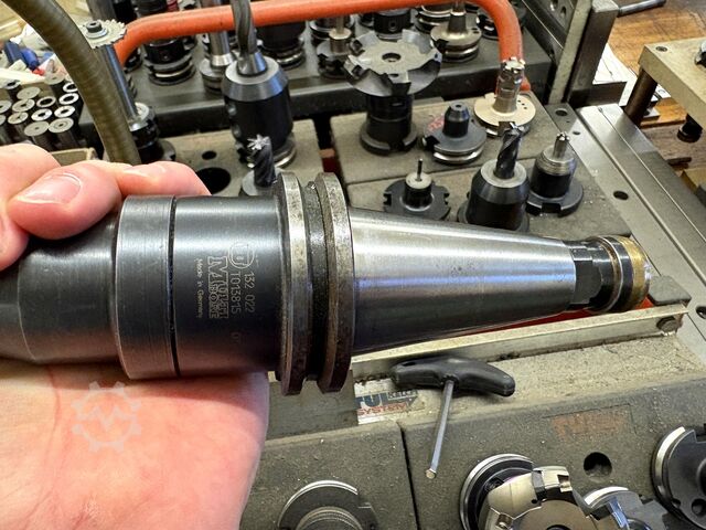 Lot of SK 40 tool holders SK 40 Tool Holders