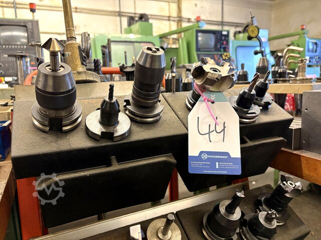 Lot of SK 40 tool holders SK 40 Tool Holders