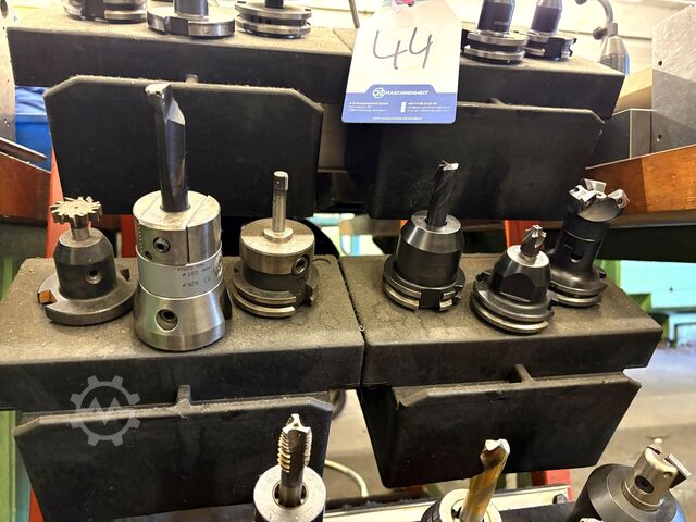 Lot of SK 40 tool holders SK 40 Tool Holders