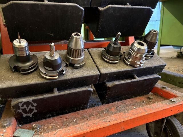 Lot of SK 40 tool holders SK 40 Tool Holders