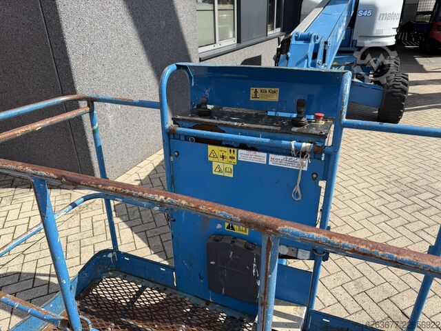 GENIE S-45 Telescopic Boom Lift / Aerial Work Platform, 4x4, DEUTZ DIESEL, 5,532 hours, 15.7m Workin GENIE S-45 Telescoop hoogwerker / boomlift  4x4 DEUTZ DIESEL 5532uur 15,7M Werkhoogte 2014