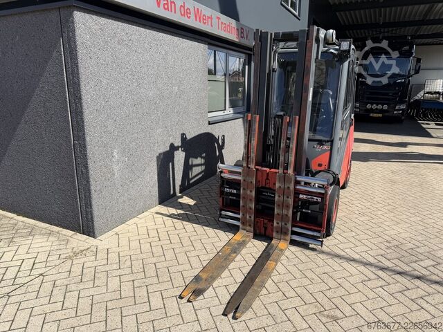 Linde H30D-02 Triplex 480 Free Lift / Sideshift / 4th Fork Positioner VW Diesel 2013 17,150 hours DI LINDE H30D-02 Triplo 480 Freelift / Sideshift / 4e vorkenspreider VW Diesel 2013 17.150 uur DIESEL