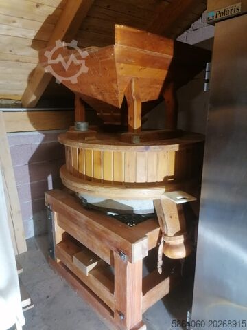 Grain processing Osttiroler Getreidemühle Typ A700