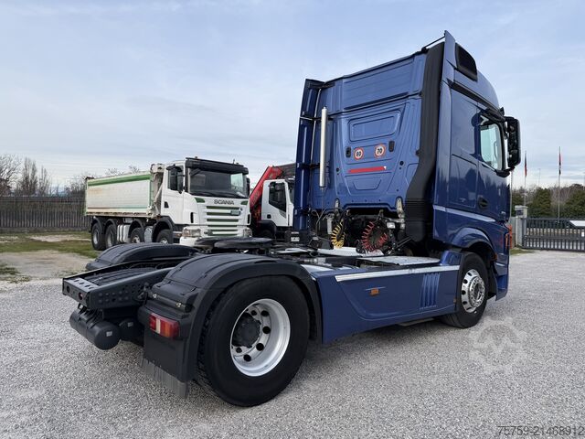 Standard tractor unit Mercedes-Benz Actros 1853 ADR Euro 6 Retarder Spoiler