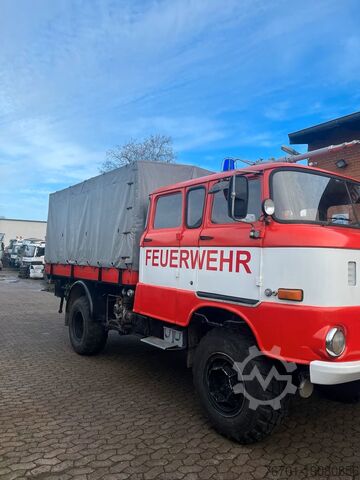 LKW mit Pritsche & Plane IFA W50 LA Feuerwehr TLF